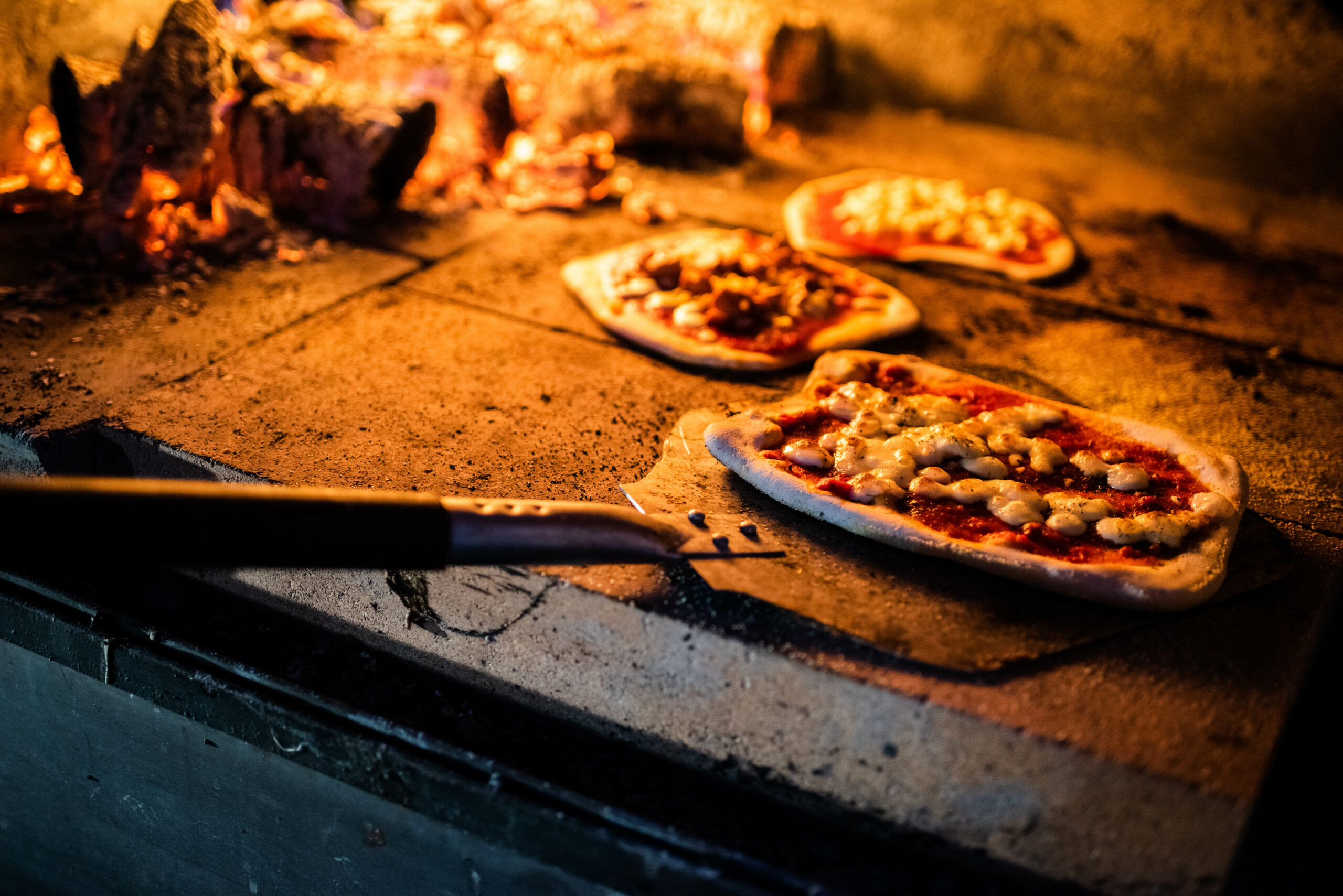 fresh pizzas for evening food