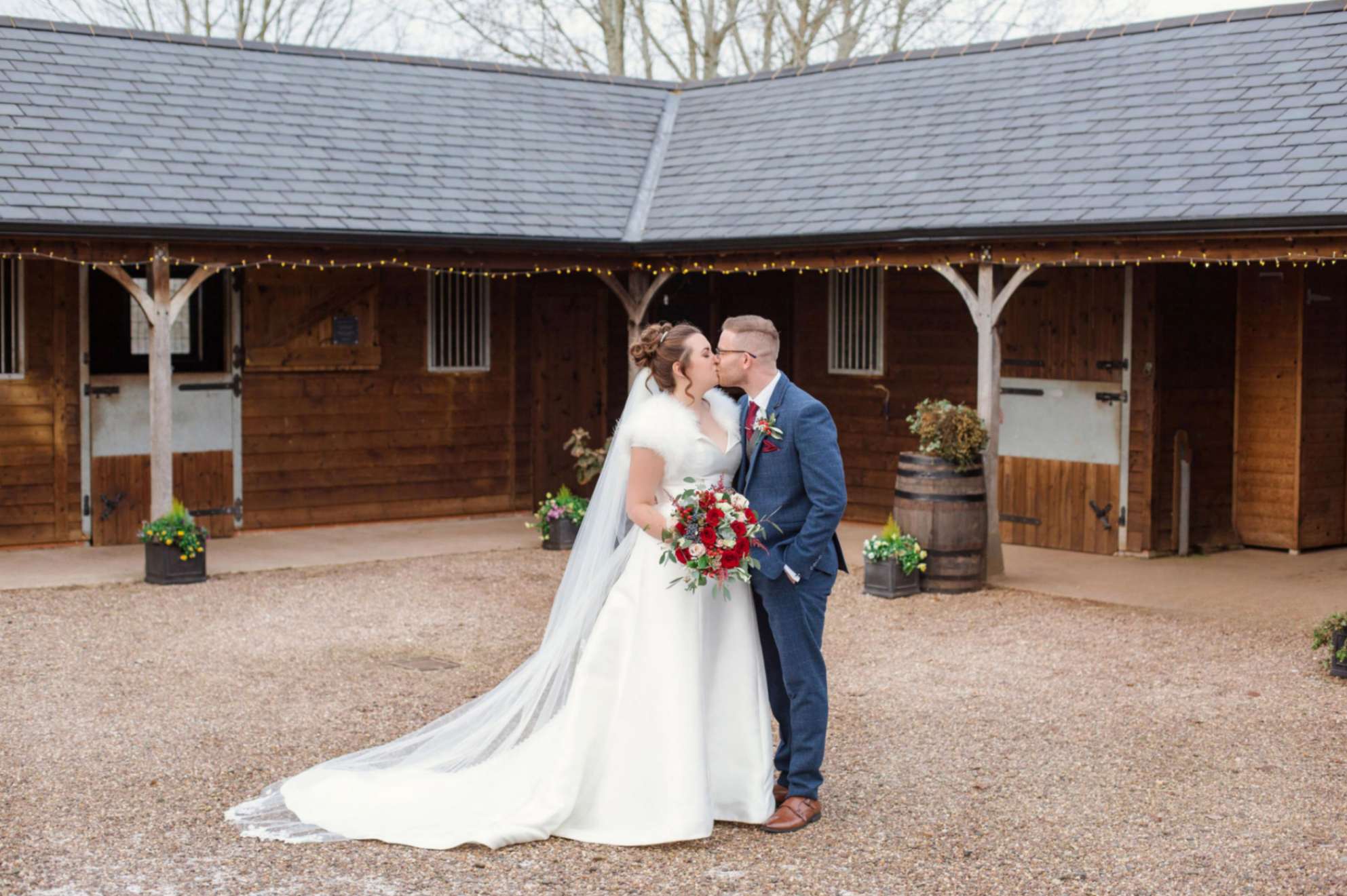 Manor Hill House wedding barn