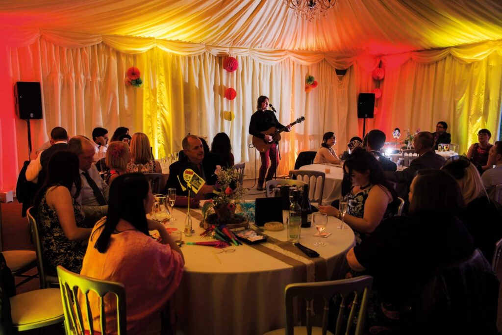 Live singer in the marquee